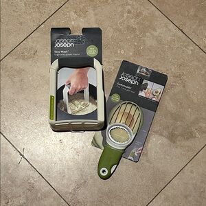 NWT Joseph Joseph Potato Masher & Avocado Slicer Set